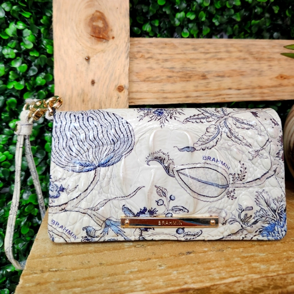 NWT Brahmin Wristlet Debra Blue Jay Melbourne